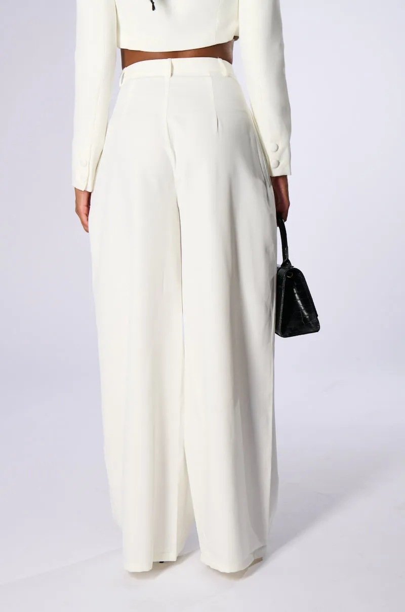 LOTTIE WIDE LEG TROUSER sold by AKIRA product image thumbnail 4