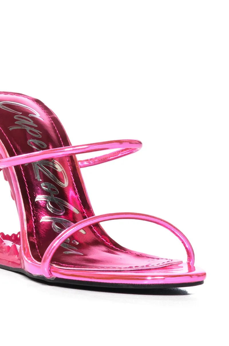 KADIN PINK TEETH SANDAL sold by AKIRA product image thumbnail 5