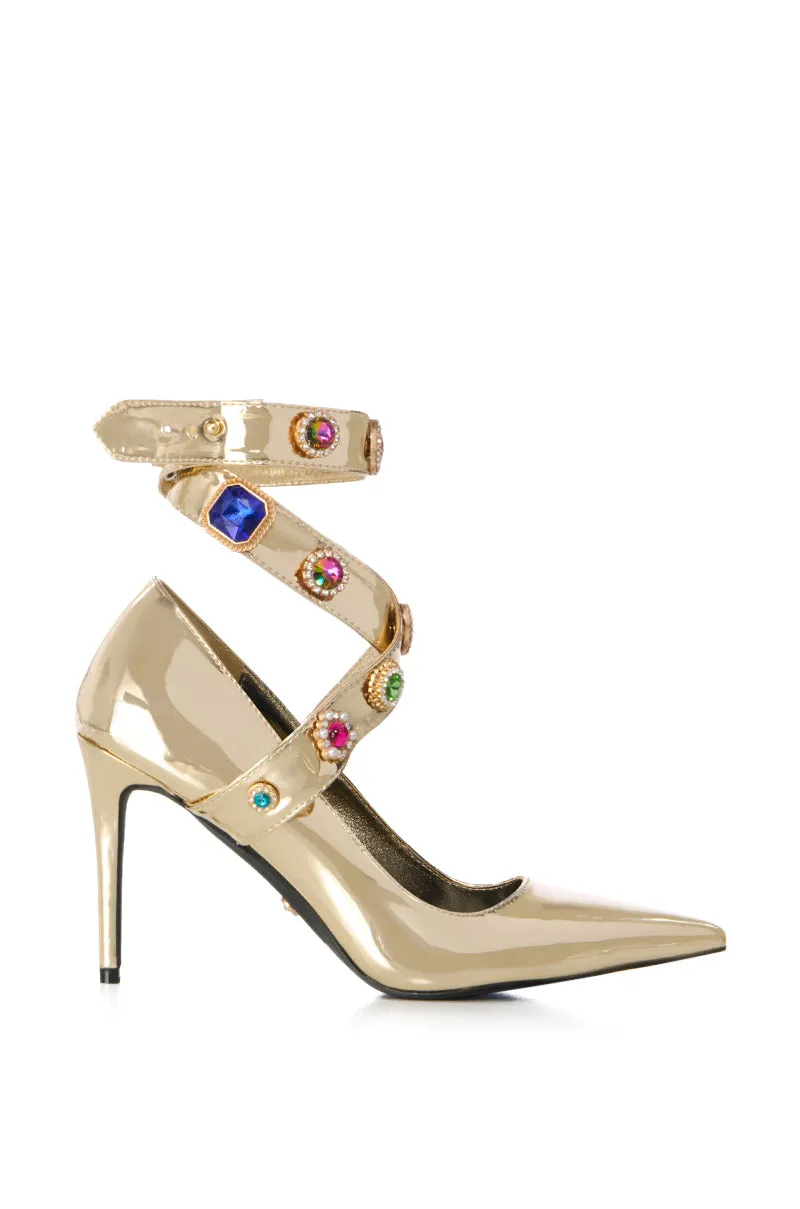 AZALEA WANG SOYOKAZE GOLD EMBELLISHED PUMP sold by AKIRA product image thumbnail 2