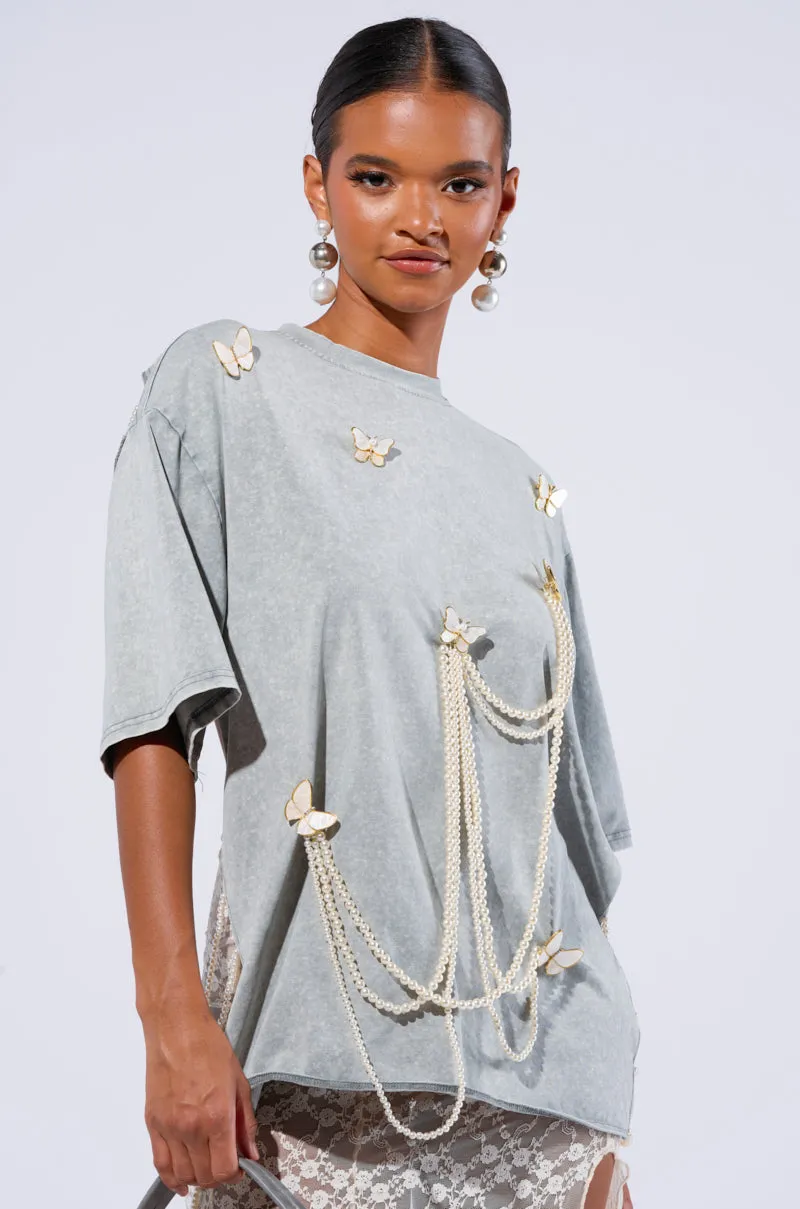 MOMENTS APART TEE WITH BUTTERFLY sold by AKIRA product image thumbnail 2