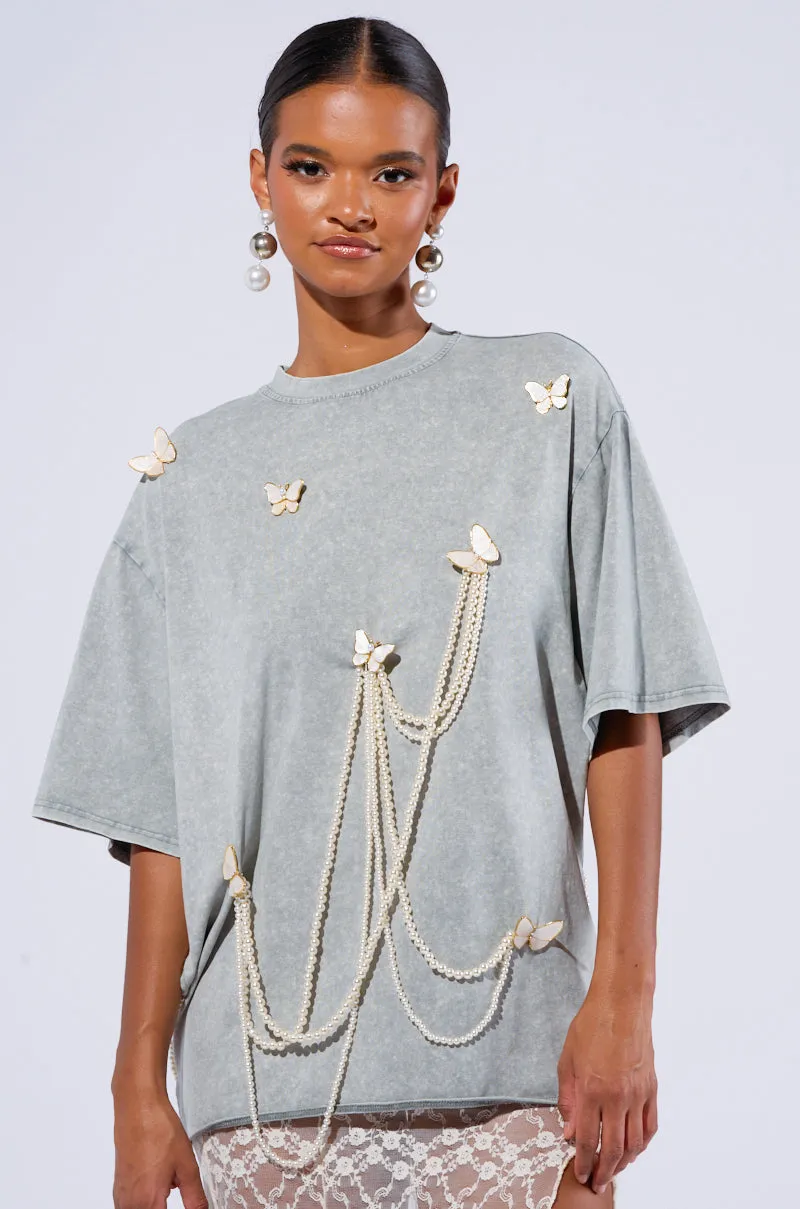 MOMENTS APART TEE WITH BUTTERFLY sold by AKIRA product image thumbnail 4