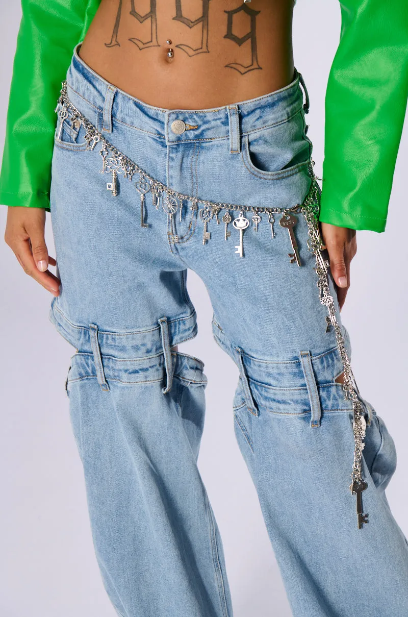 THE KEY TO MY HEART CHAIN BELT sold by AKIRA