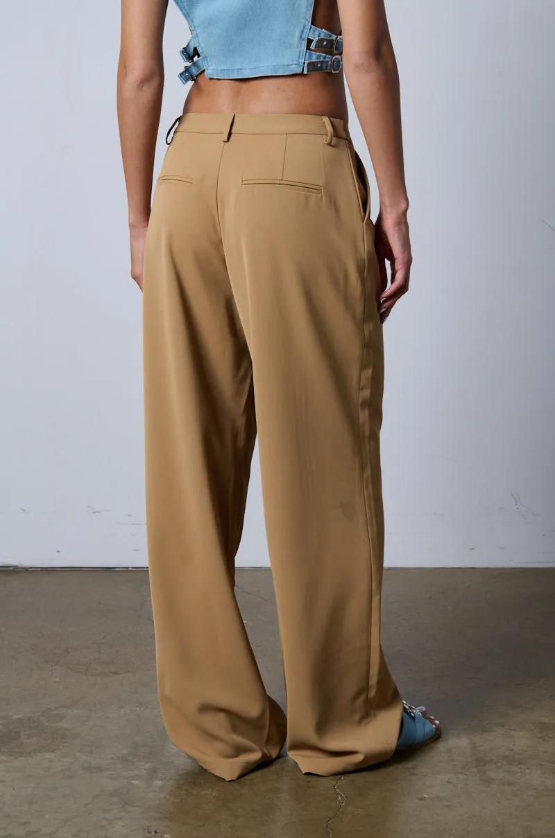ABOUT MY CASH STRAIGHT LEG WOVEN TROUSER IN BEIGE sold by AKIRA product image thumbnail 4