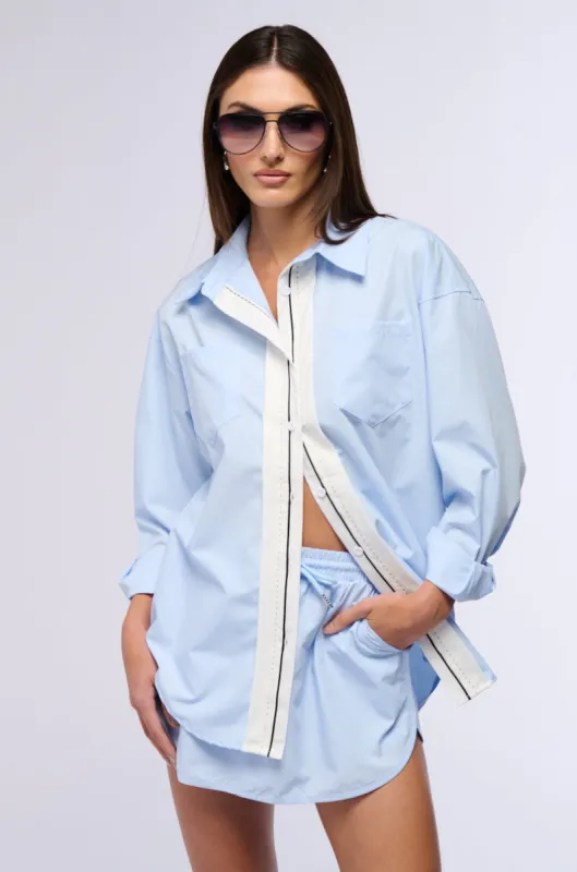 LADY LOVE BUTTON DOWN TOP sold by AKIRA