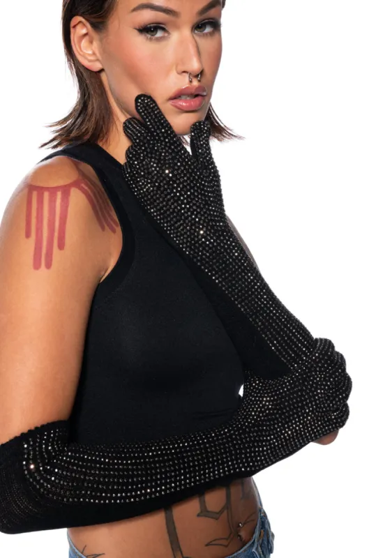BLING BABE KNIT GLOVES IN BLACK sold by AKIRA