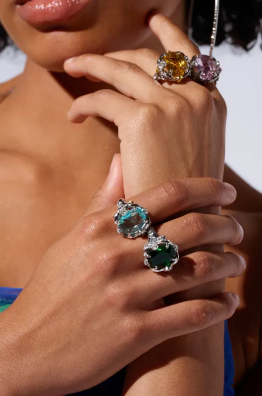 ITALIAN LOVE RING SET sold by AKIRA