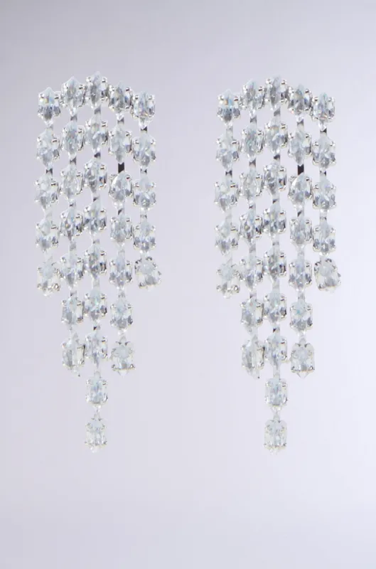 IM EXPENSIVE EARRING sold by AKIRA