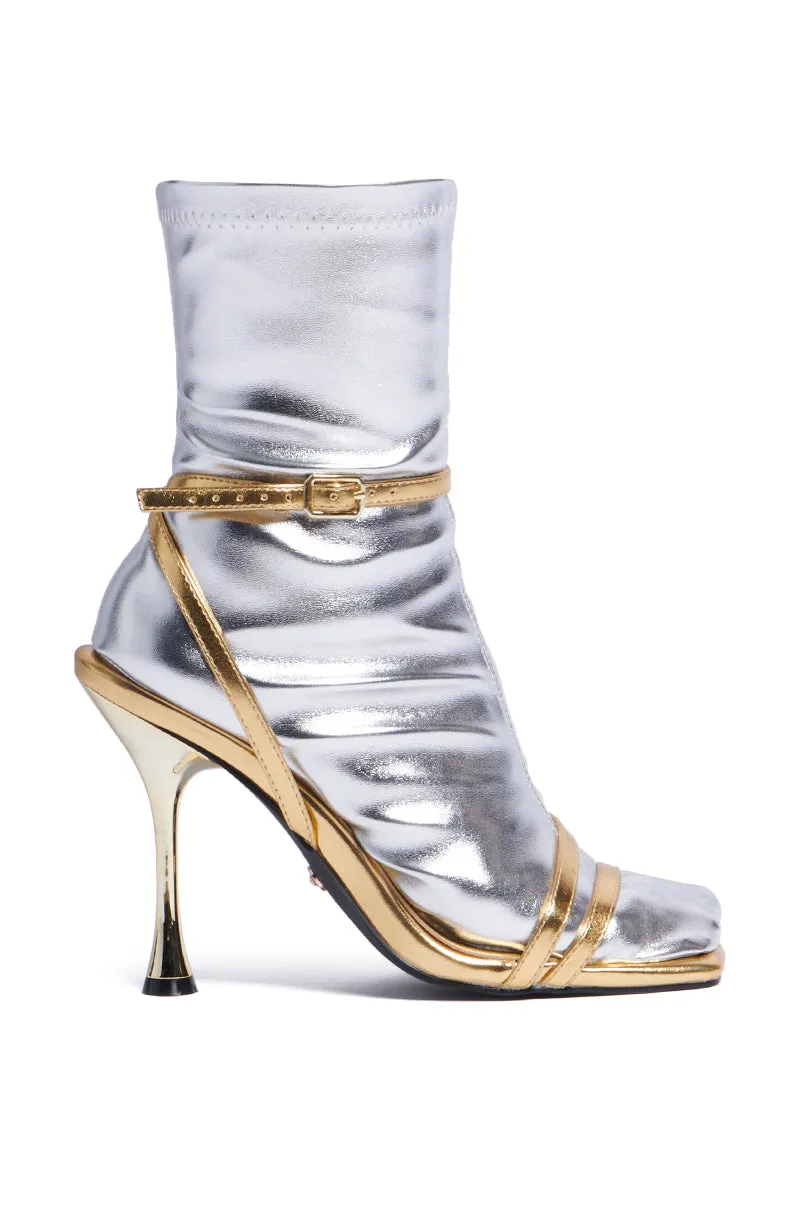 AZALEA WANG ODETA GOLD SANDAL sold by AKIRA product image thumbnail 2
