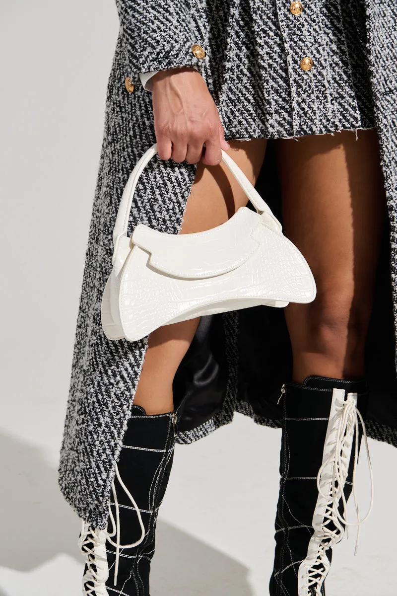 CATWALK STATUS PURSE sold by AKIRA product image thumbnail 2