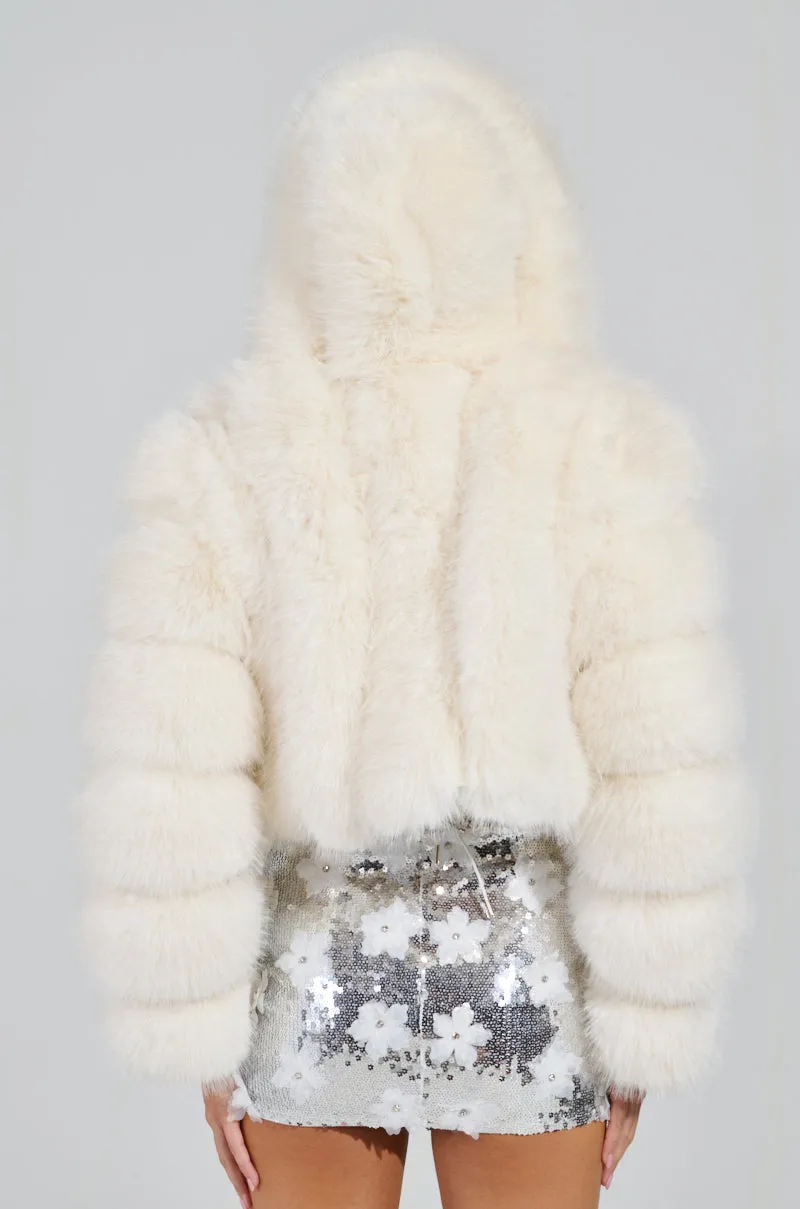 JOLENE FAUX FUR COAT IN WHITE sold by AKIRA product image thumbnail 4