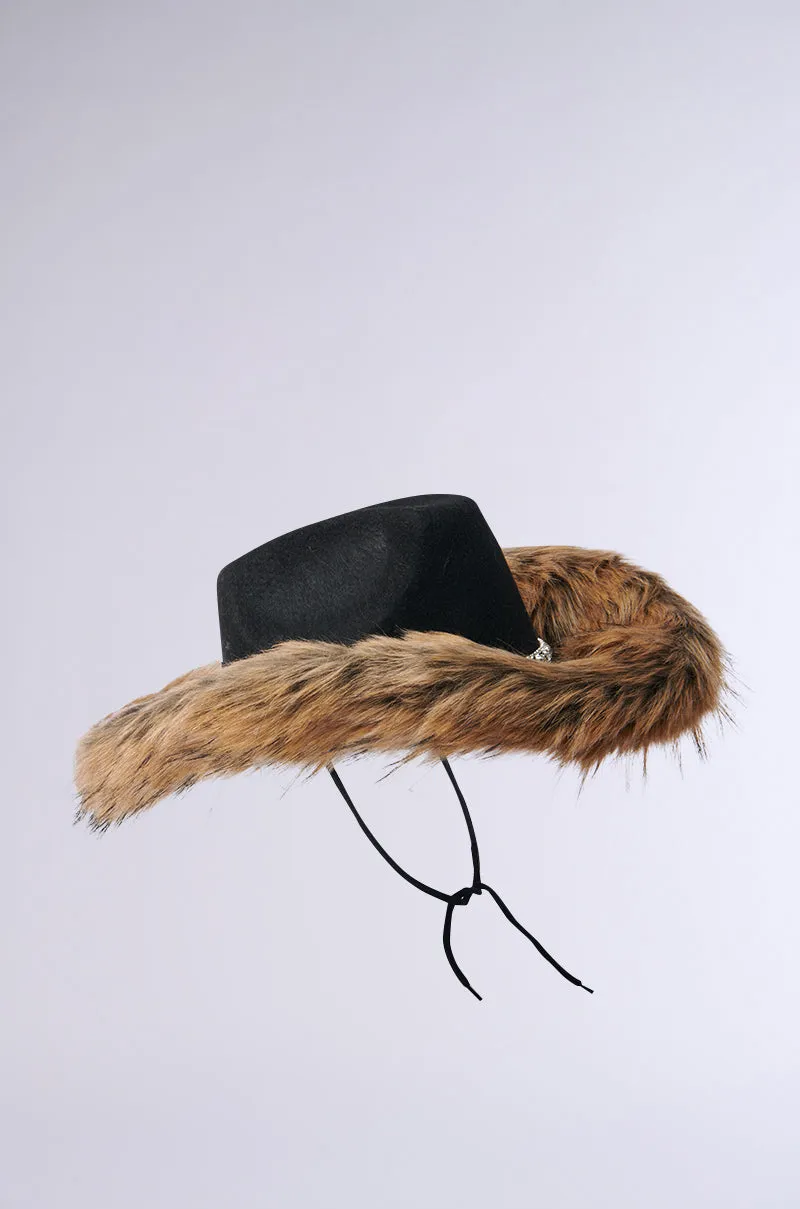 IS THIS EXTRA FUR COWBOY HAT sold by AKIRA product image thumbnail 4