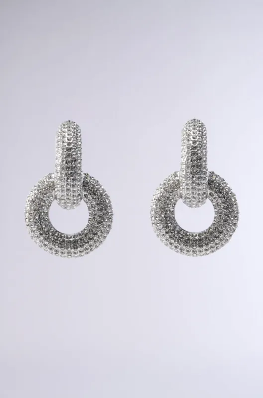 IM ON IT EARRING made by AKIRA