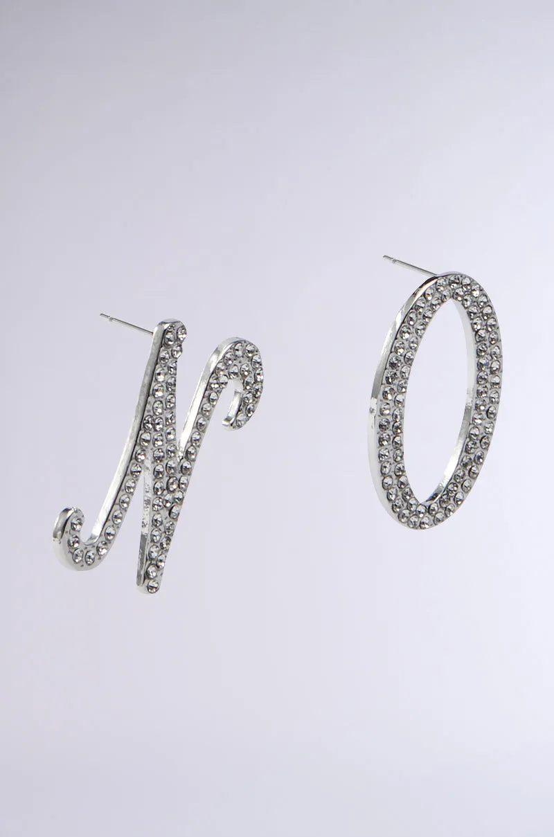 NO THX EARRING sold by AKIRA