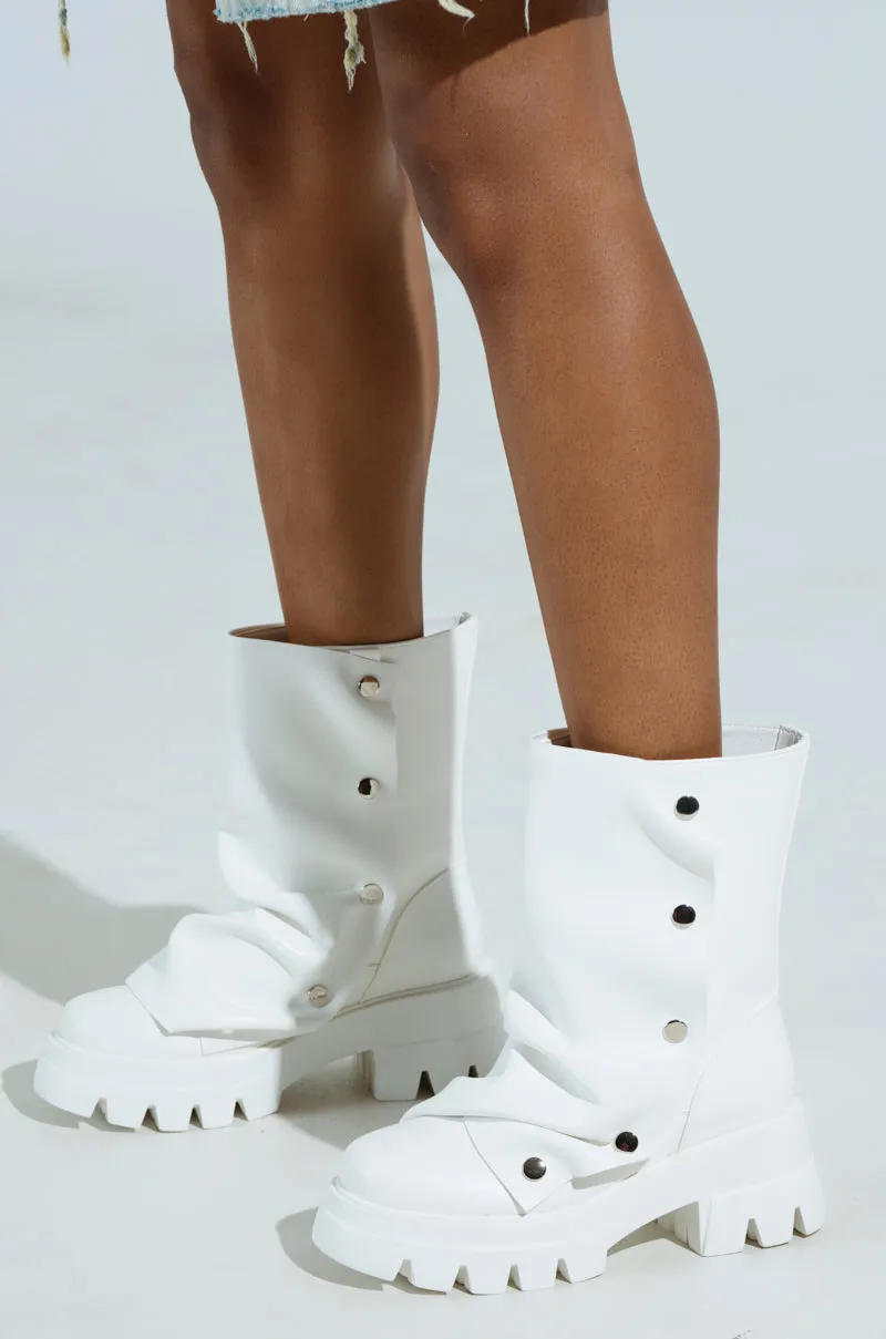 AZALEA WANG BHARTI WHITE SNAP BOOTIE sold by AKIRA product image thumbnail 3