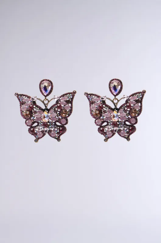 CHASE ME EARRING sold by AKIRA