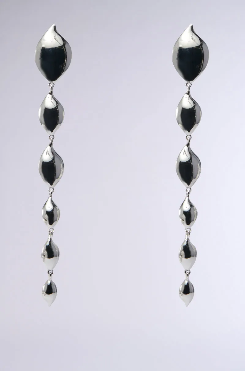 DRIPPIN EARRING sold by AKIRA