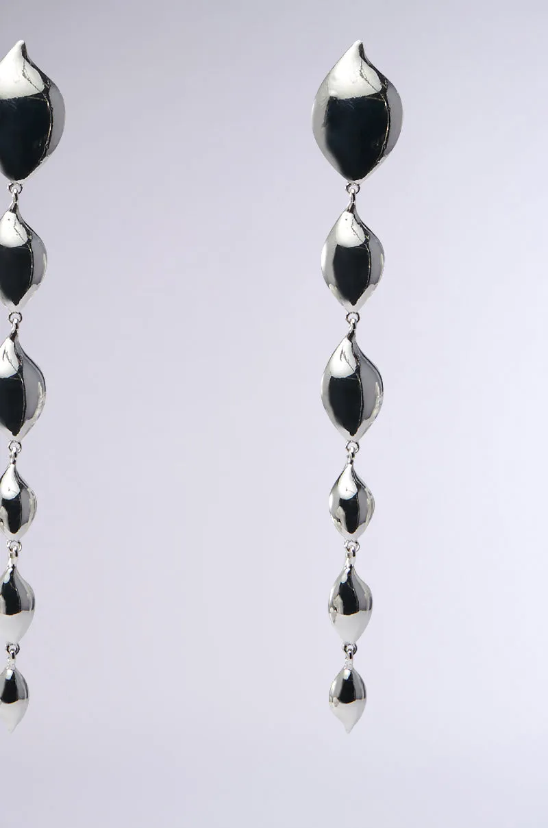 DRIPPIN EARRING sold by AKIRA product image thumbnail 4