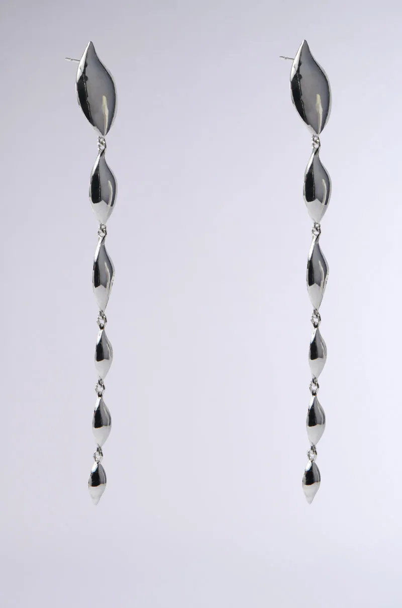 DRIPPIN EARRING sold by AKIRA product image thumbnail 3