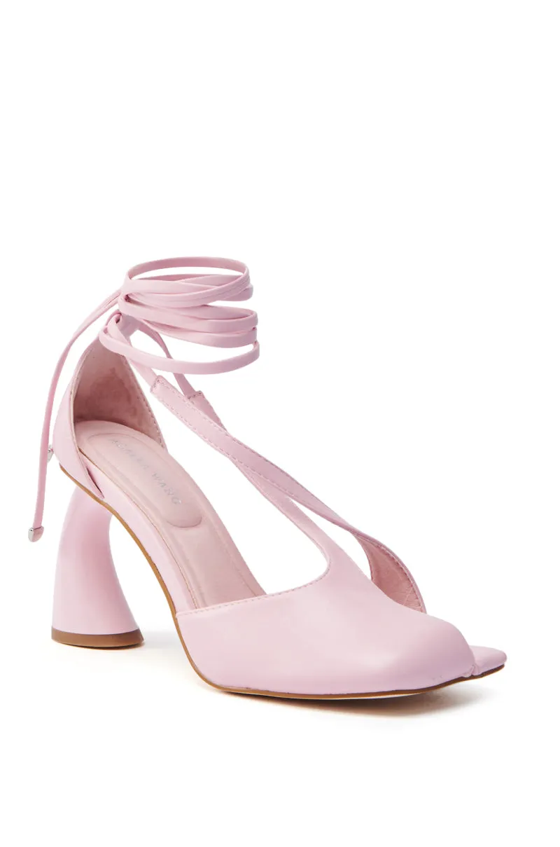 AZALEA WANG BUIKY PINK CHUNKY HEEL PUMP sold by AKIRA product image thumbnail 3