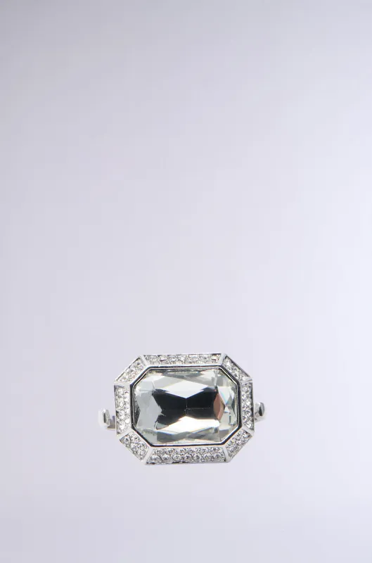 IN THE ESTATE RING sold by AKIRA