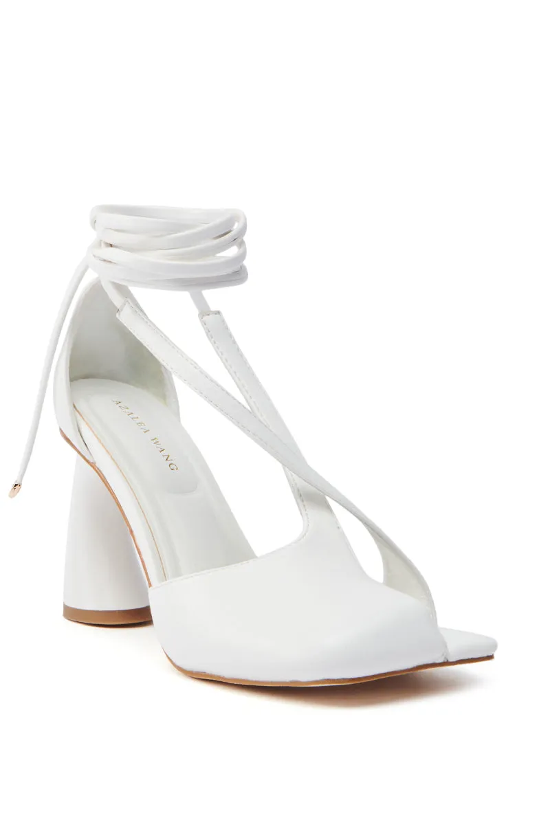 AZALEA WANG BUIKY WHITE OPEN TOE PUMP sold by AKIRA product image thumbnail 5