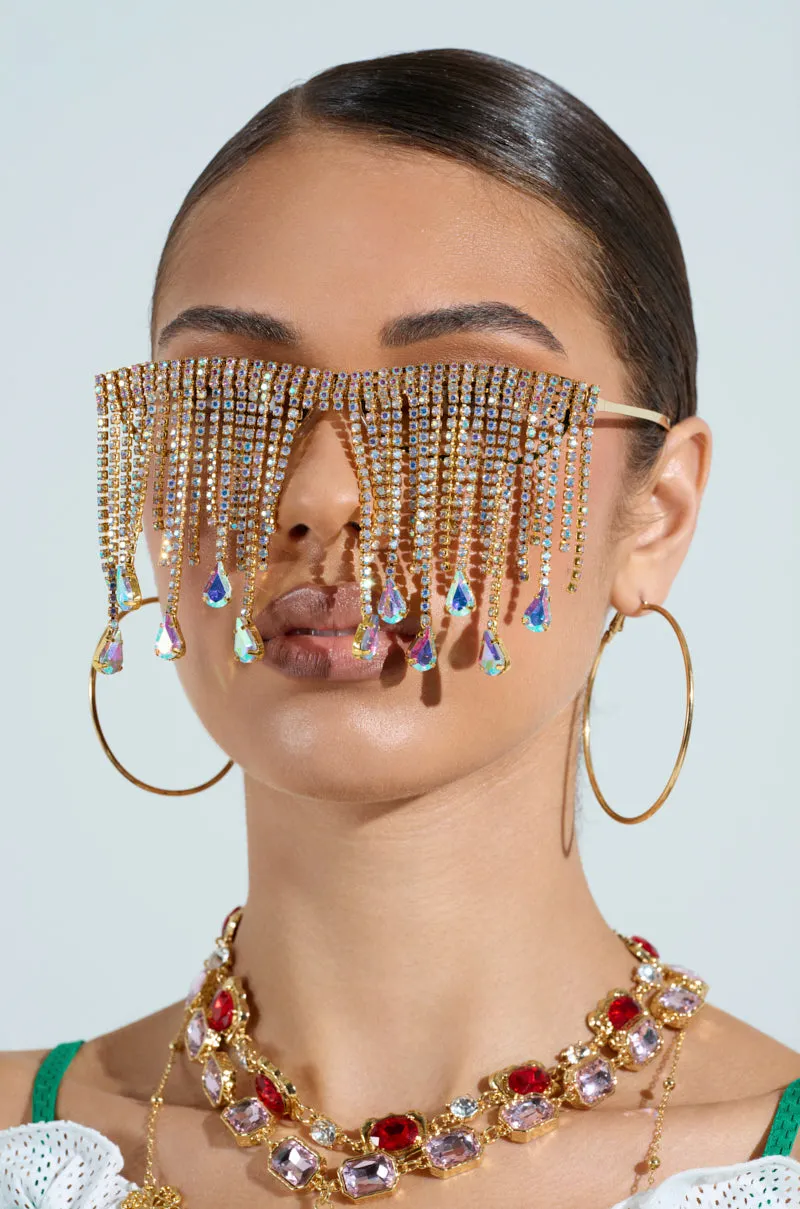 I DONT CRY SUNGLASSES sold by AKIRA product image thumbnail 3