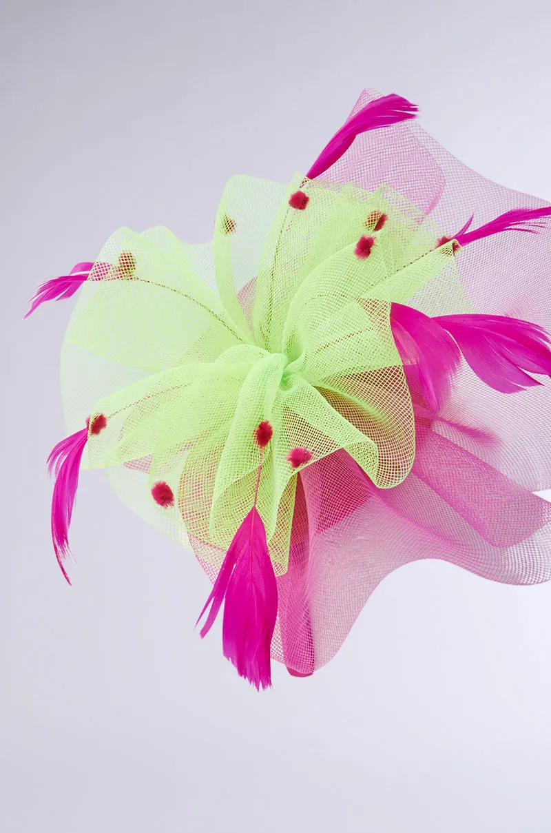 TO THE RACES FASCINATOR sold by AKIRA product image thumbnail 4