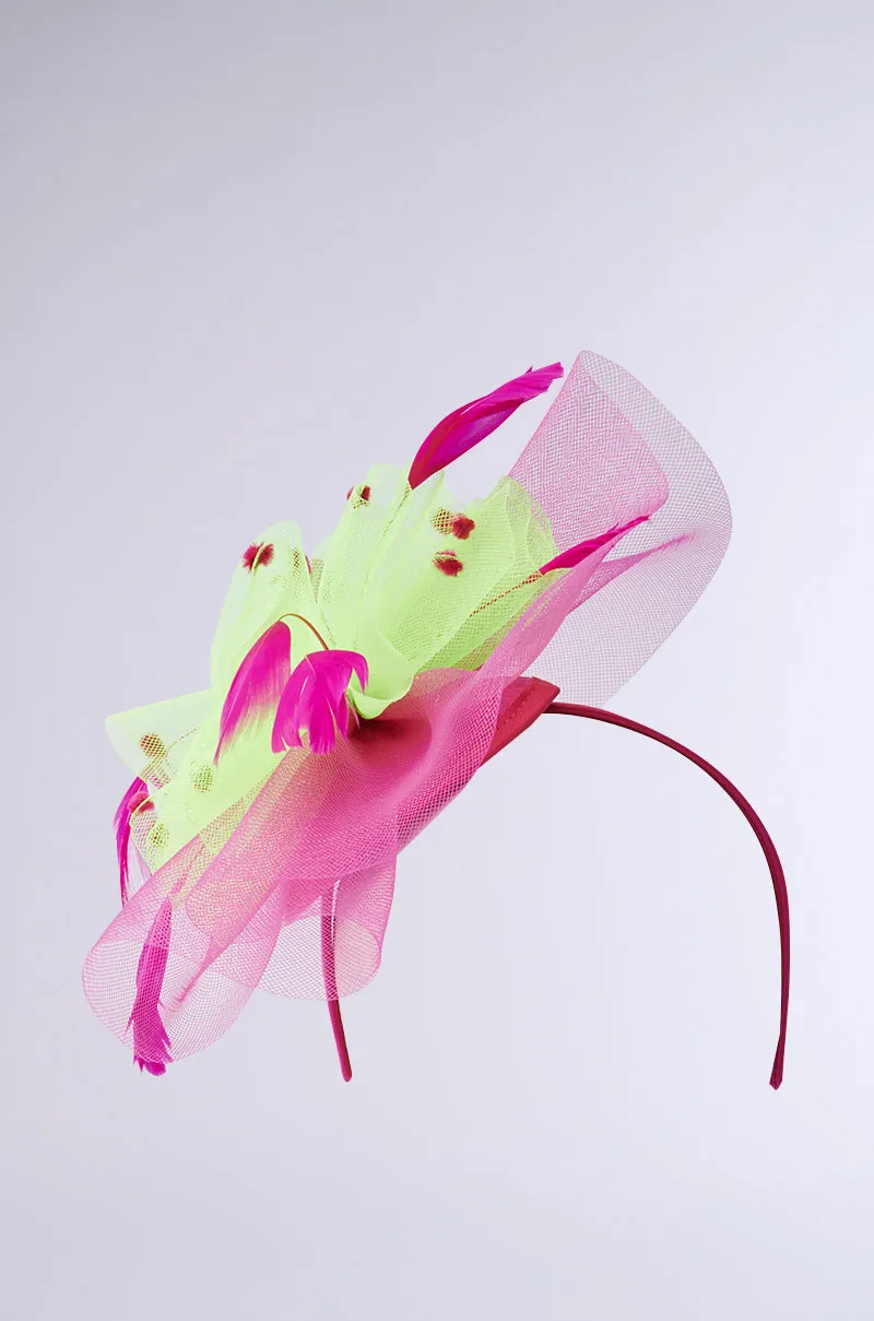 TO THE RACES FASCINATOR sold by AKIRA product image thumbnail 2