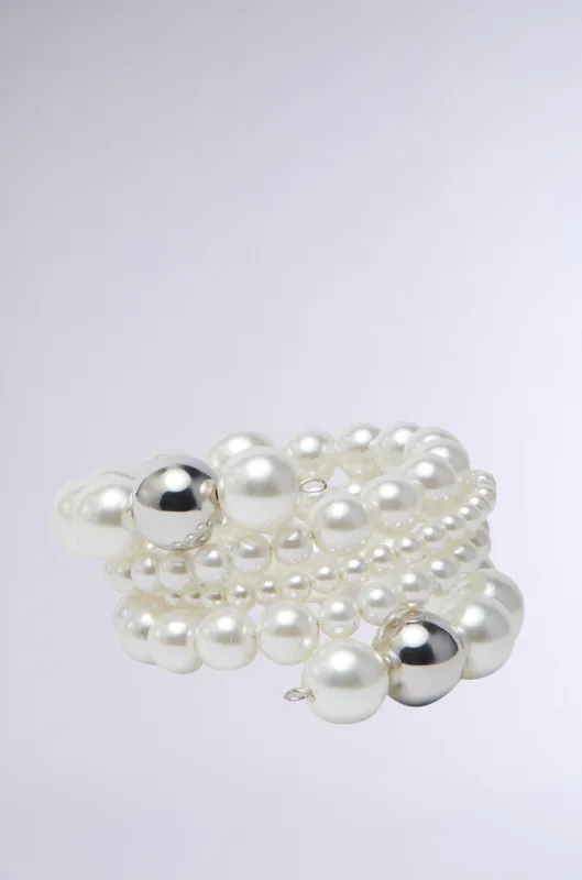 PEARL, INTERRUPTED BRACELET sold by AKIRA