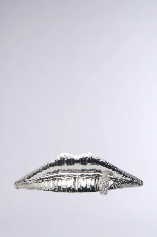 LIP SERVICE RING sold by AKIRA