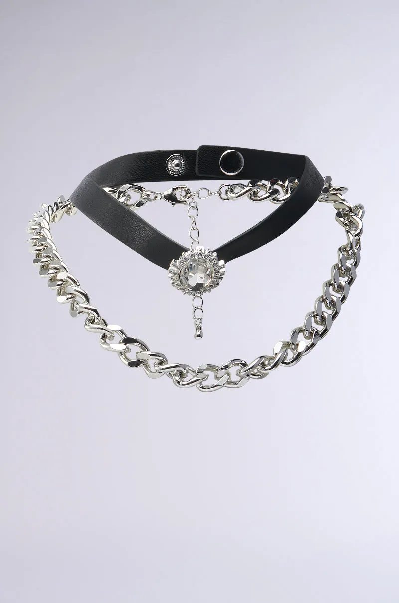 IN THE SHOW CHOKER NECKLACE SET sold by AKIRA product image thumbnail 2