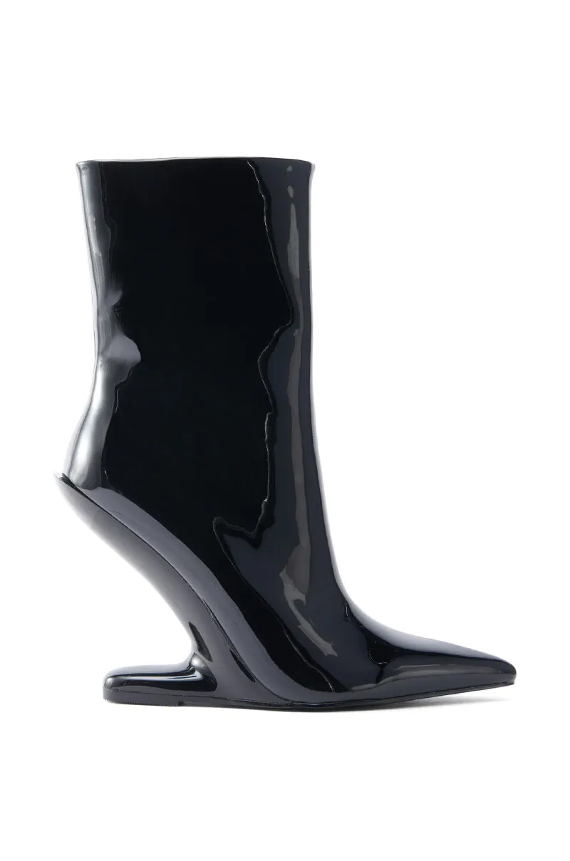 AZALEA WANG GLACIELLE PATENT BLACK WEDGE BOOTIE sold by AKIRA product image thumbnail 4
