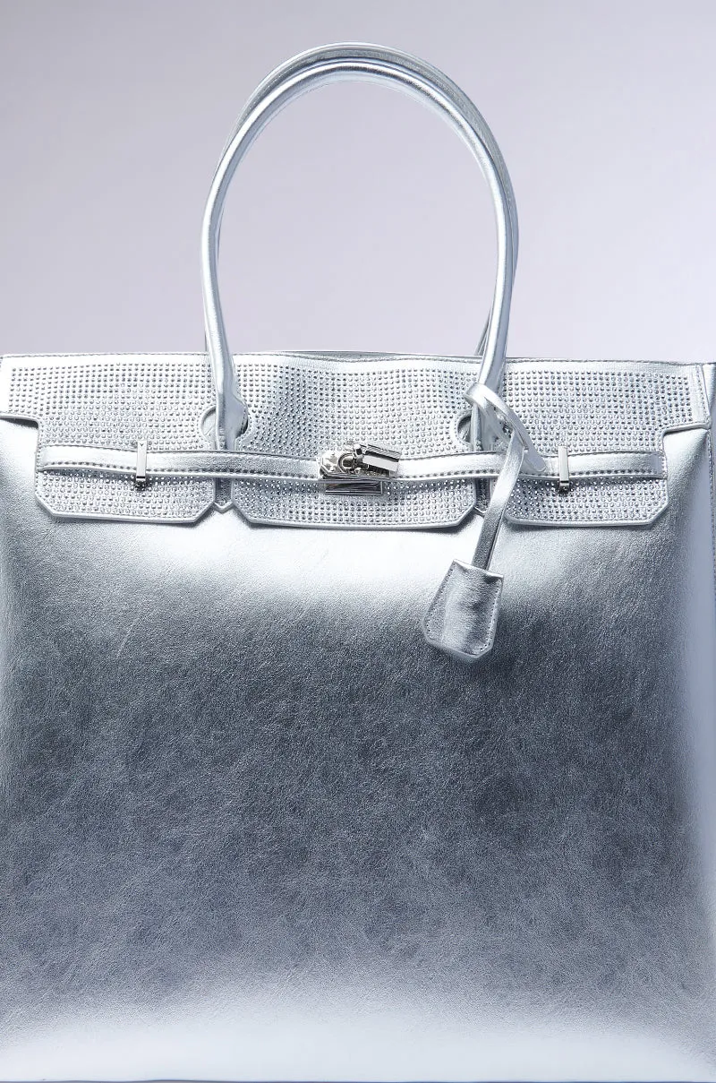 GET IN MY BAG OVERSIZED TOTE sold by AKIRA product image thumbnail 5