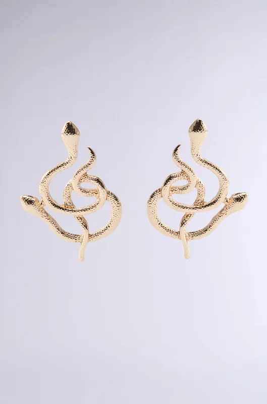 WATCH YA STEP EARRING sold by AKIRA