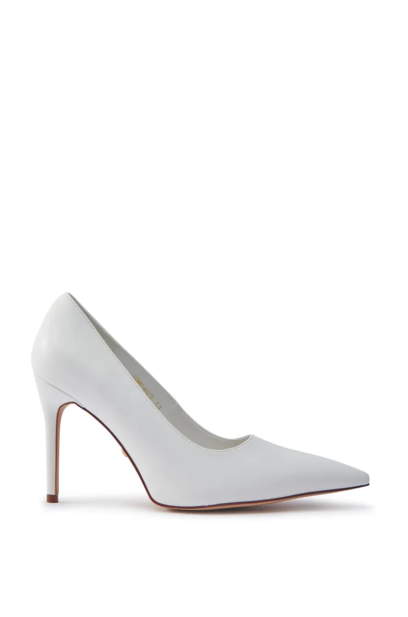 AKIRA GINNY WHITE PUMP sold by AKIRA product image thumbnail 3