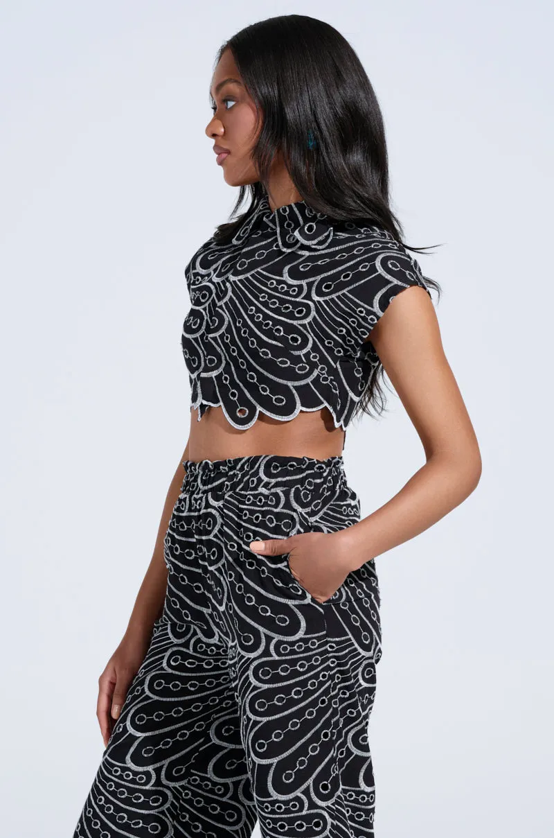 SET YOU FREE CROP WOVEN BLACK MULTI TOP sold by AKIRA product image thumbnail 3