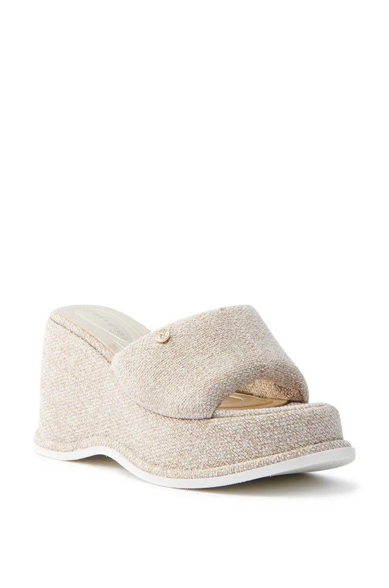 AZALEA WANG NATHALIA BEIGE NOVELTY FLATFORM SANDAL sold by AKIRA product image thumbnail 5
