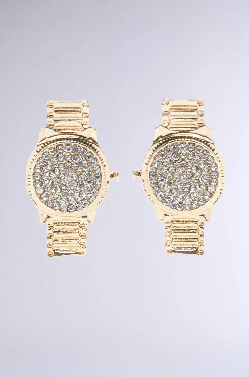 TAKE YA TIME EARRING sold by AKIRA