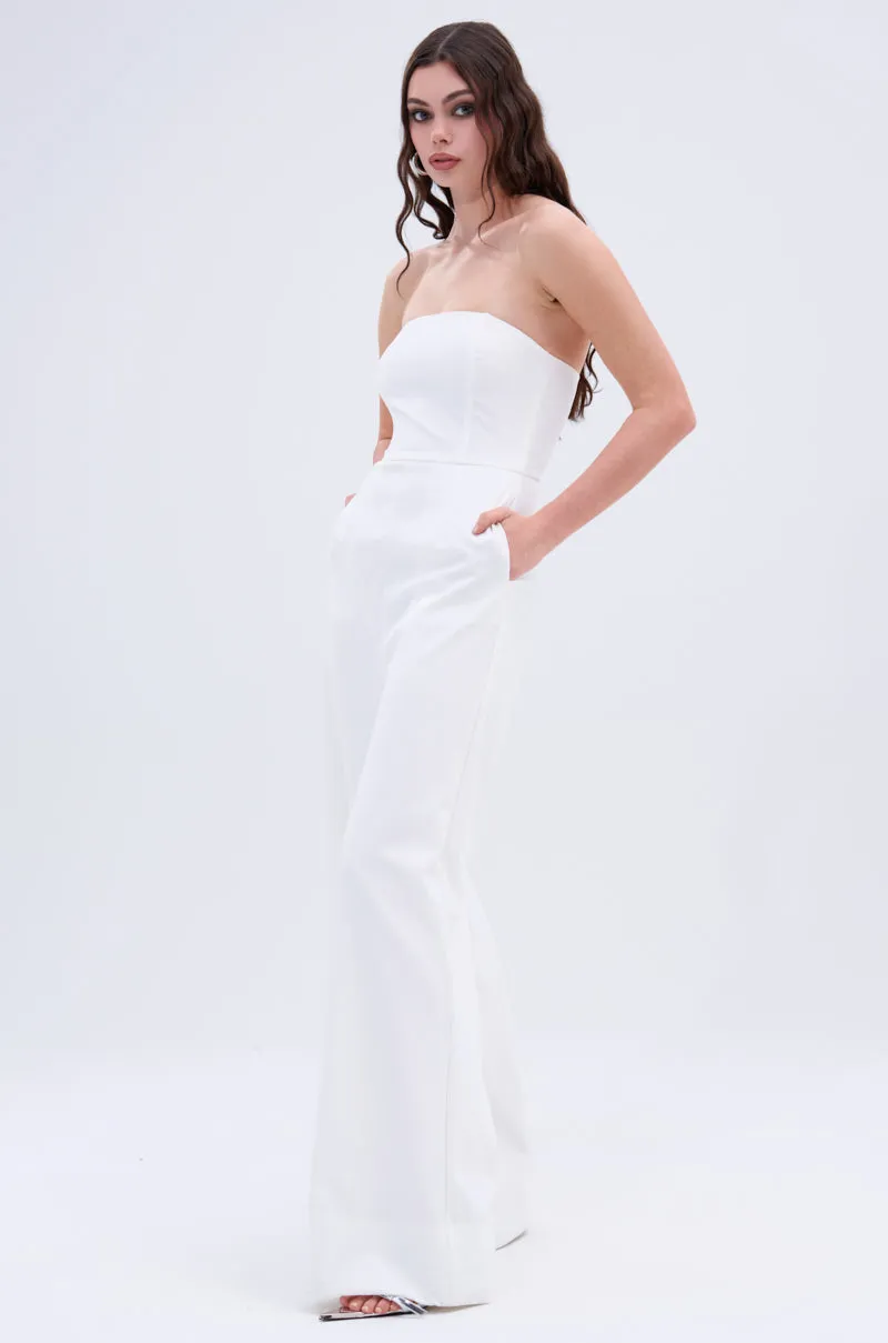 BIG BOSS ENERGY WIDE LEG JUMPSUIT IN WHITE sold by AKIRA