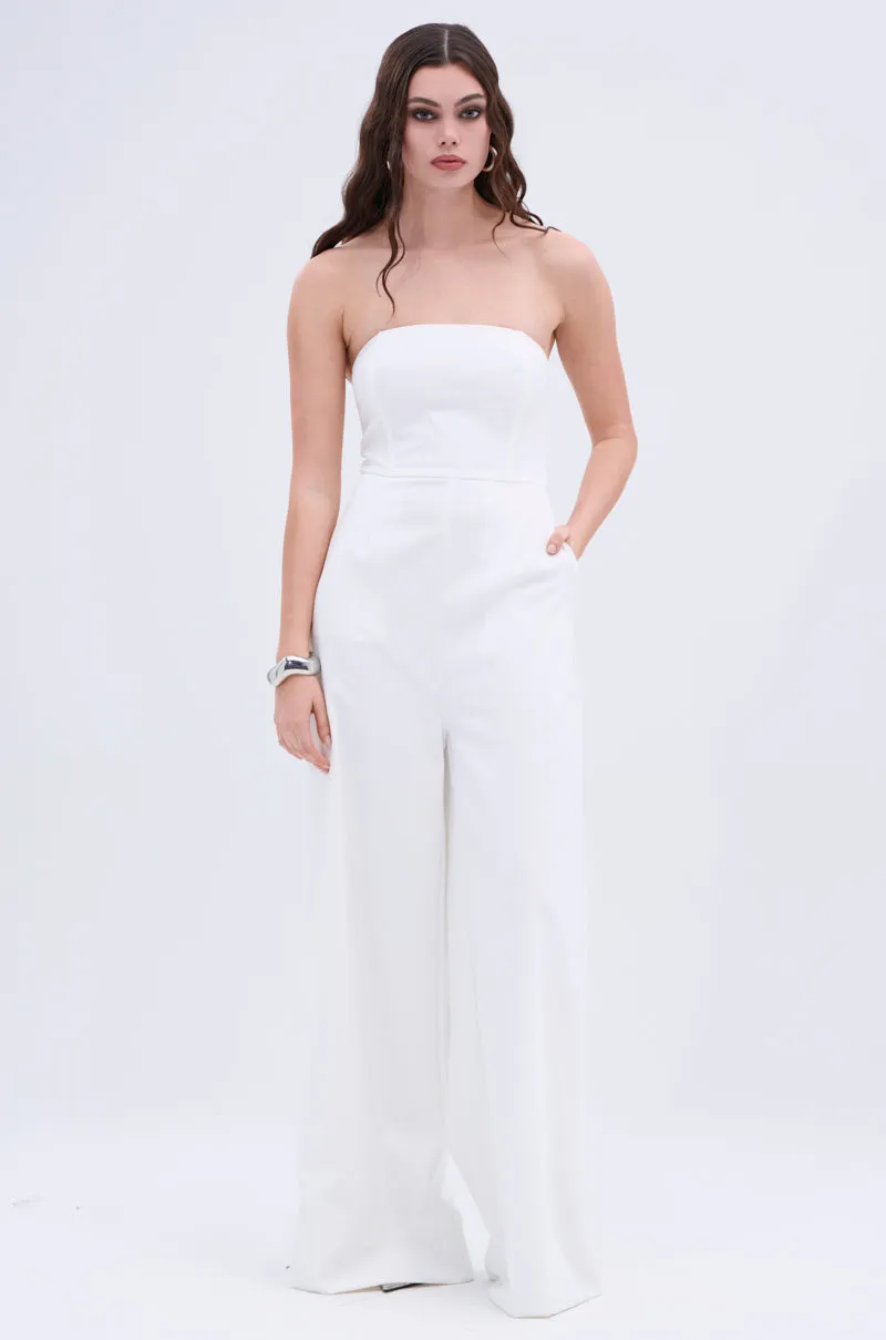 BIG BOSS ENERGY WIDE LEG JUMPSUIT IN WHITE sold by AKIRA product image thumbnail 2