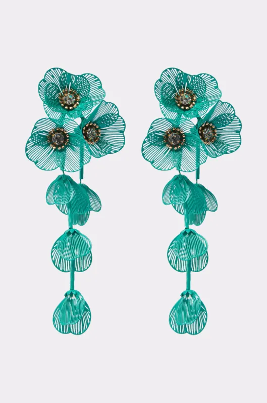 TOTEALLY EARRING sold by AKIRA