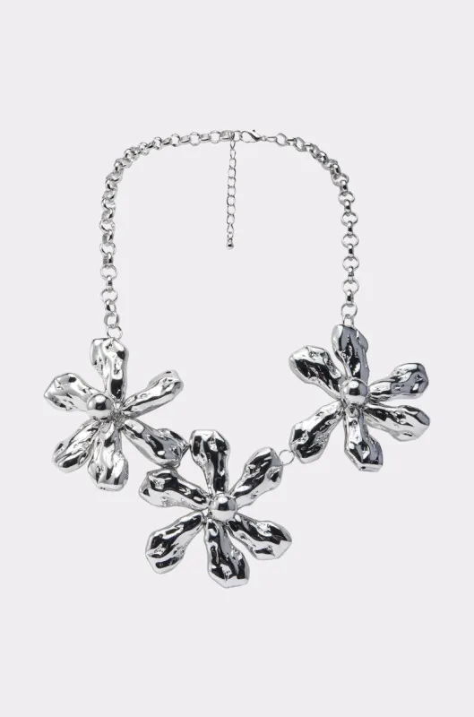 BELLI NECKLACE sold by AKIRA