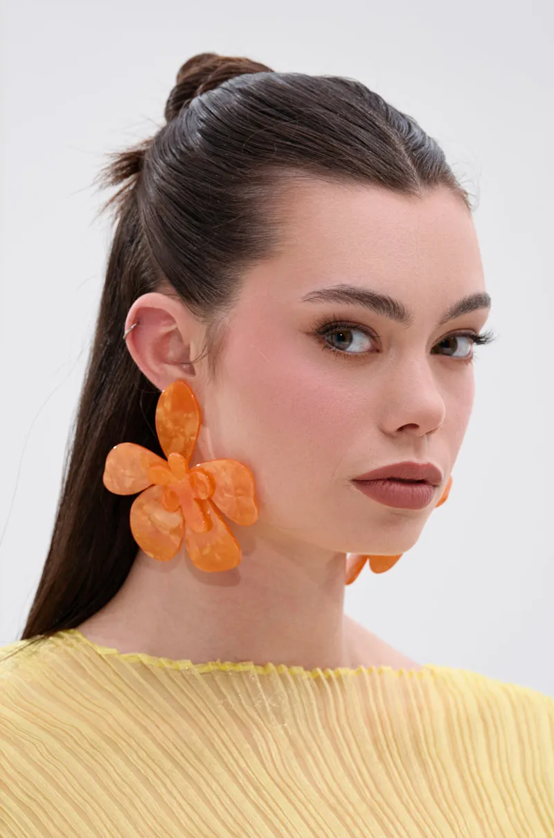 FRESH START FLOWER EARRING sold by AKIRA product image thumbnail 2