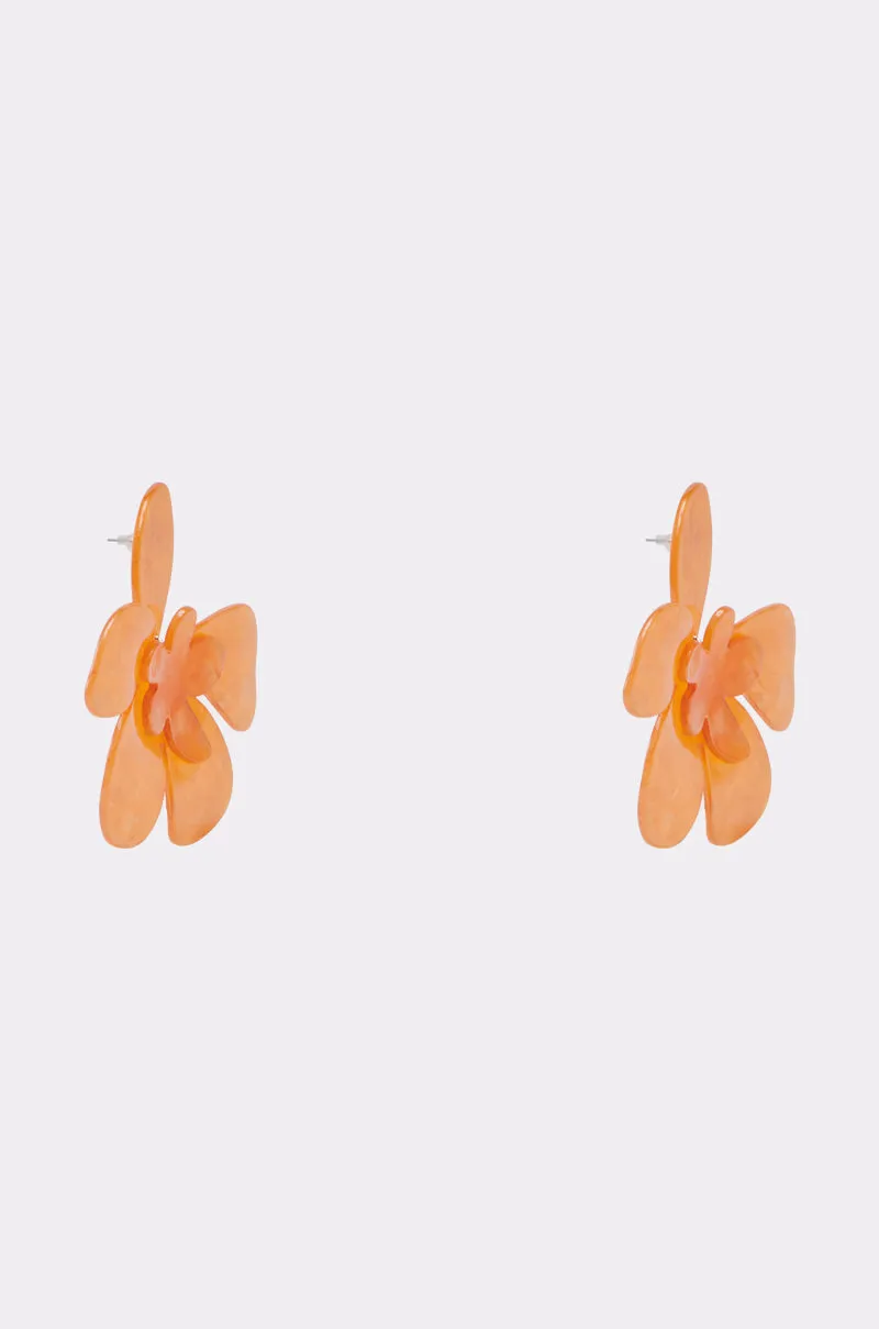 FRESH START FLOWER EARRING sold by AKIRA product image thumbnail 4