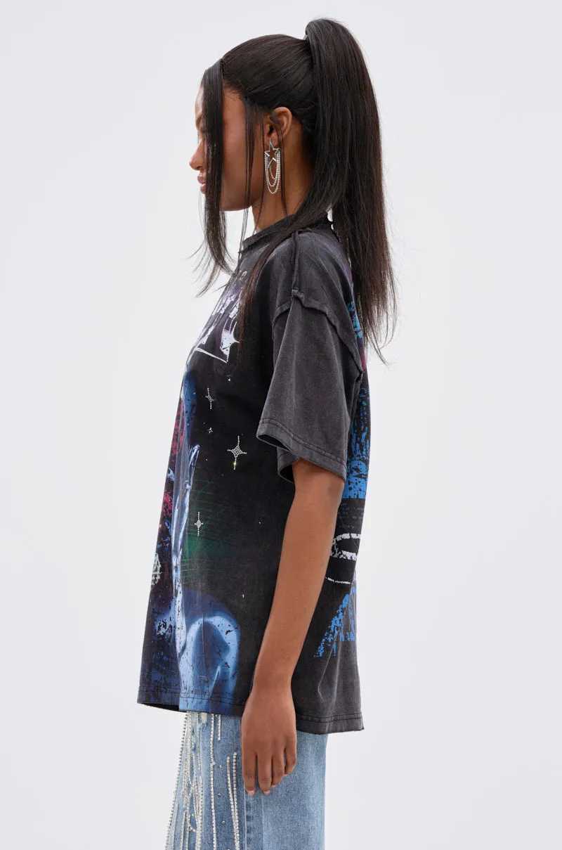 OUT OF BODY OVERSIZED GRAPHIC TEE sold by AKIRA product image thumbnail 4