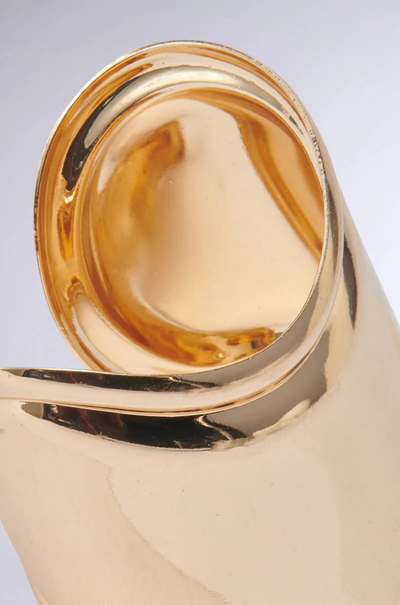 IN THE MAGS BRACELET sold by AKIRA product image thumbnail 4