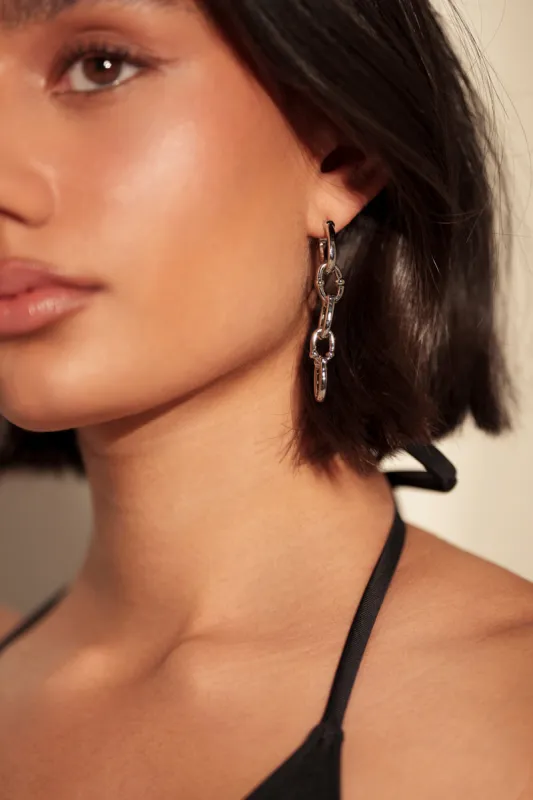 MOD GAL EARRING sold by AKIRA