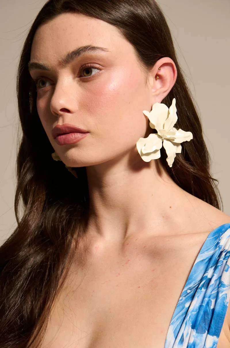 NEVER SETTLE EARRING sold by AKIRA product image thumbnail 3