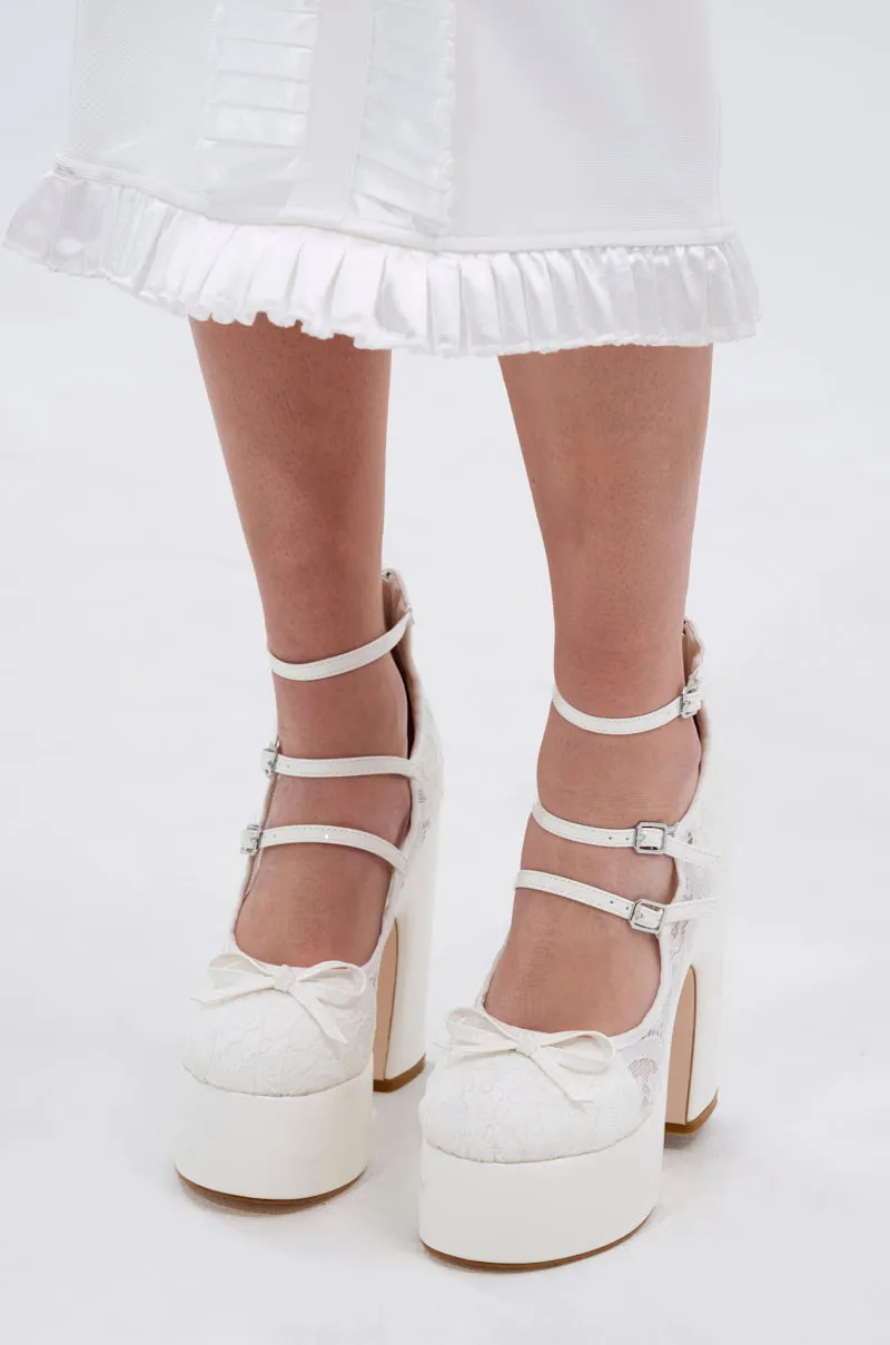 AZALEA WANG SPROUT WHITE PUMP sold by AKIRA product image thumbnail 3