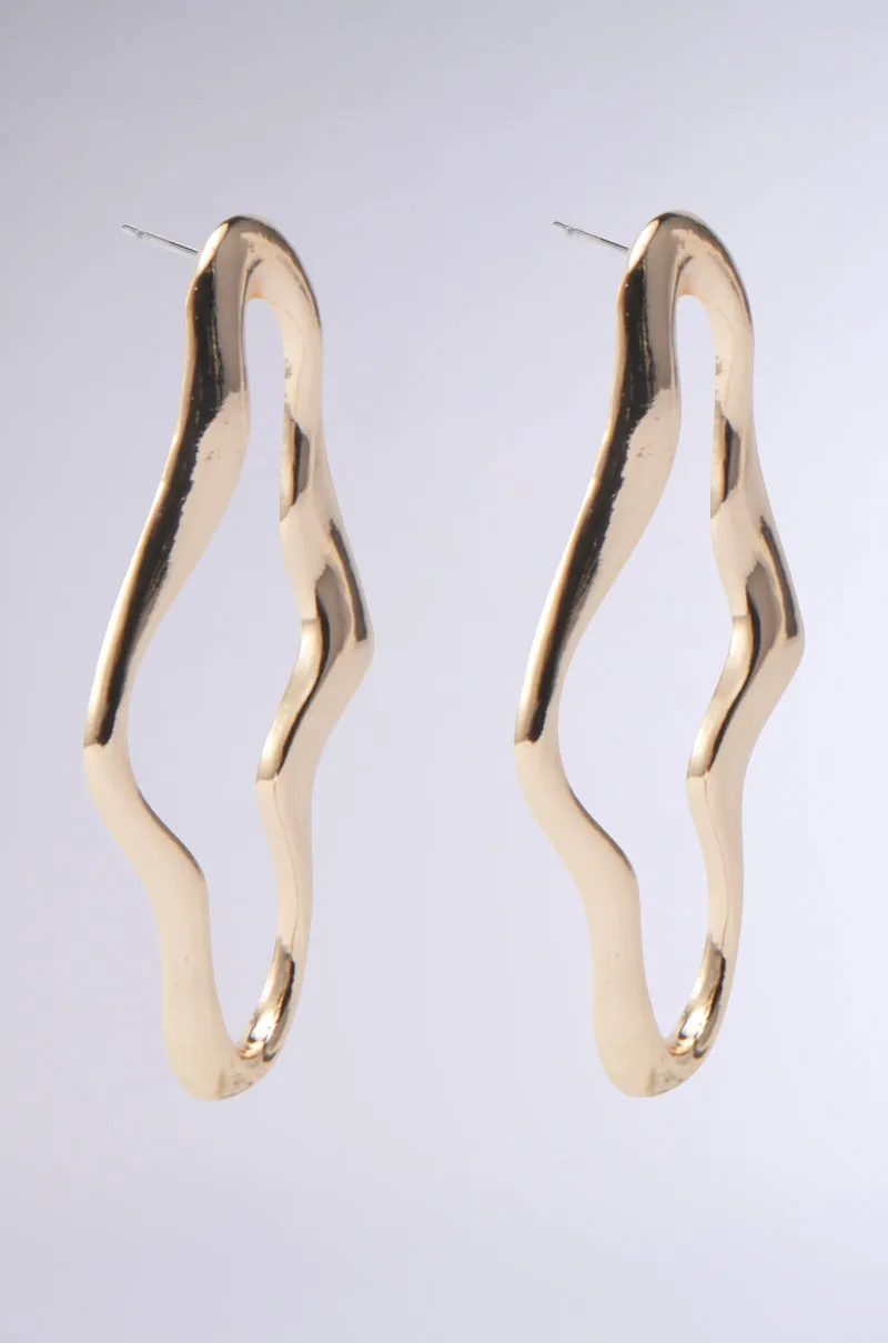 OUTTA SHAPE GOLD EARRING sold by AKIRA product image thumbnail 3